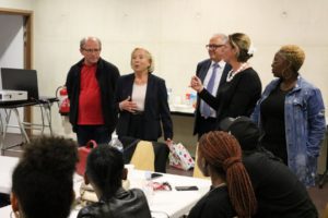 Vendredi 21 septembre, Martine Valleton, Maire de Villepinte, a rencontré les jeunes du dispositif "Engagement citoyen" de Villepinte